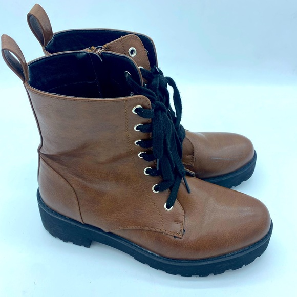 Imitation Leather Boots - Picture 4 of 7